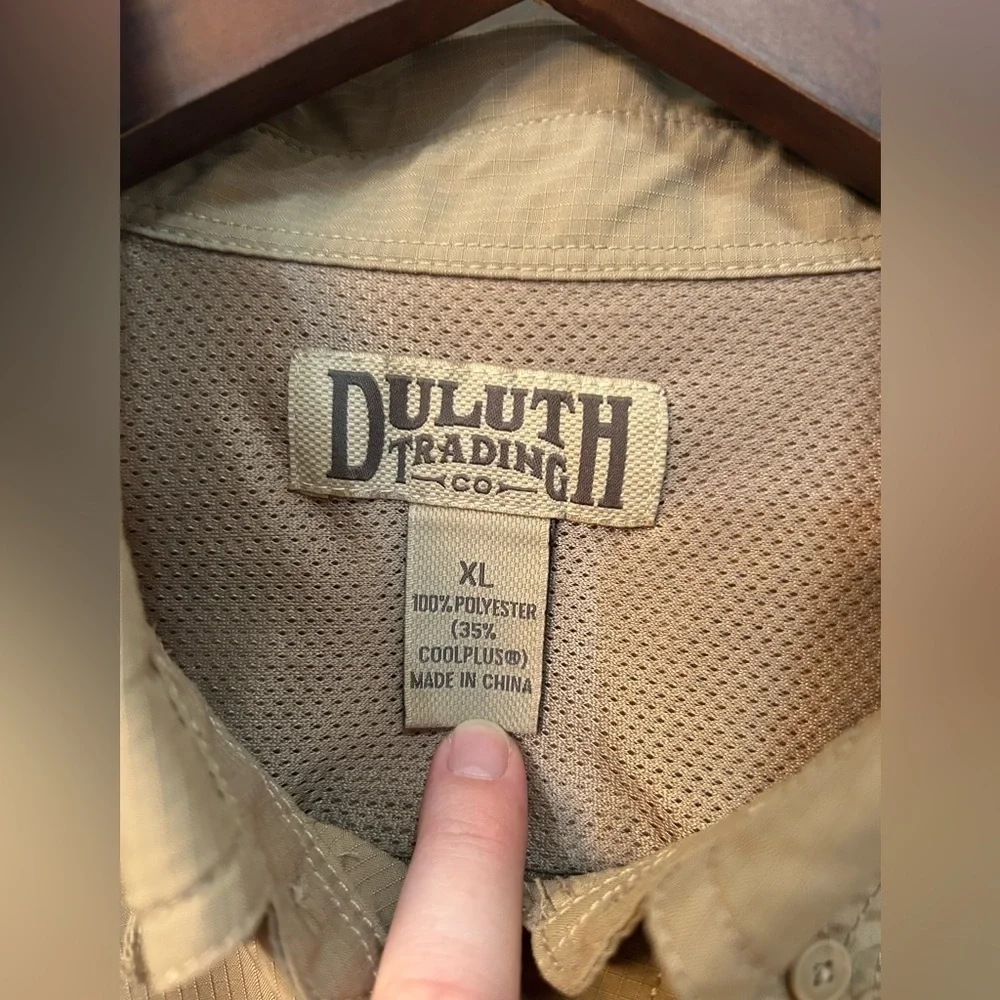 Duluth Trading Shirt Mens XL Tan Dry On The Fly Hybrid Hiking Snap